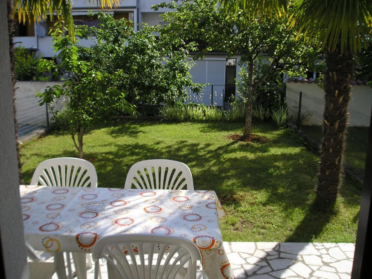 App Milka Apartment Porec Luaran gambar