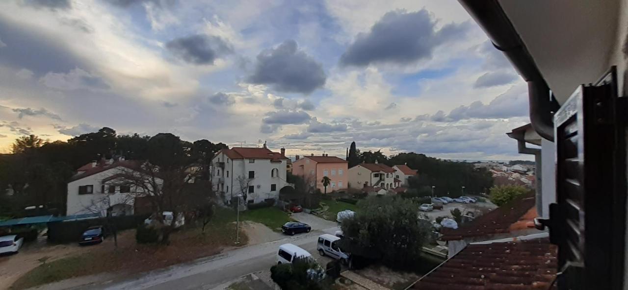 App Milka Apartment Porec Luaran gambar