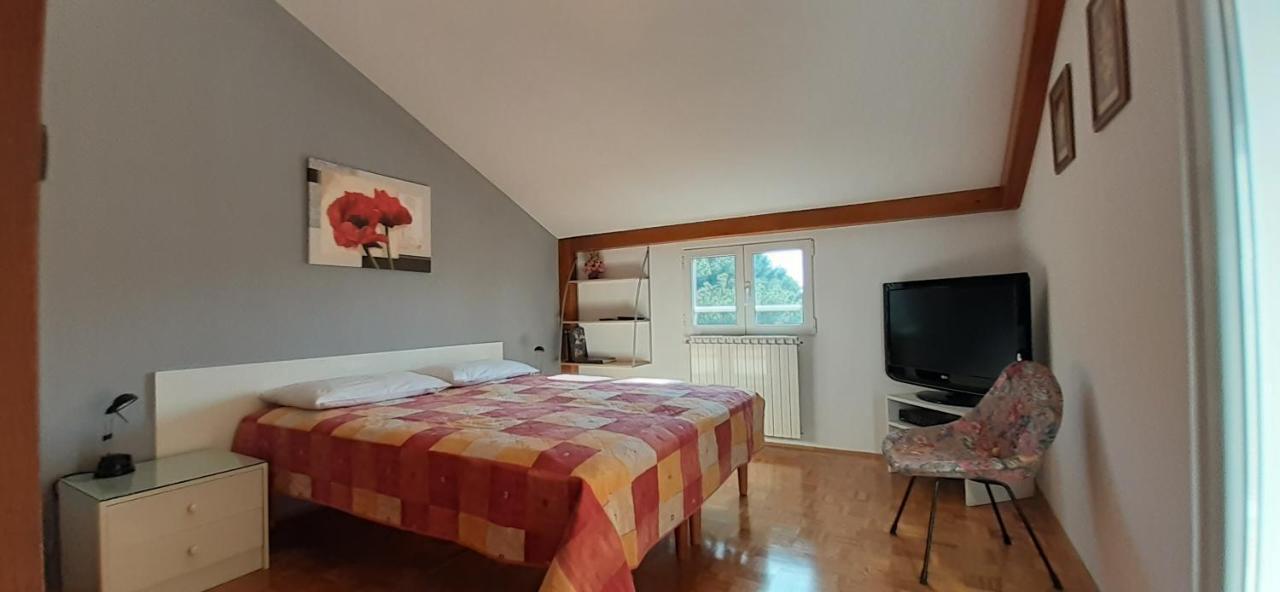 App Milka Apartment Porec Luaran gambar