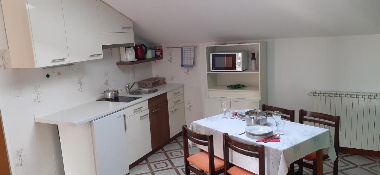 App Milka Apartment Porec Luaran gambar